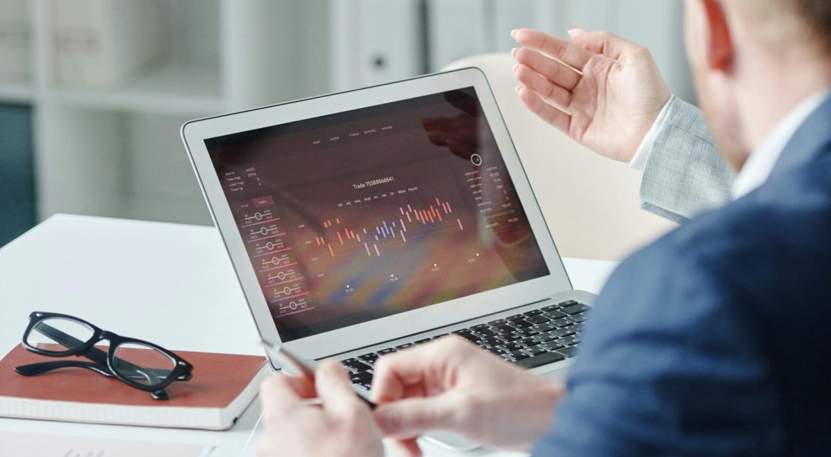 “AI and digital technology transforming marketing and business strategies in 2026 with automation, analytics, and personalization tools”